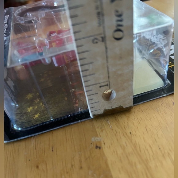 Roblox Figure Bittersweet Ruby Wake w/ Exclusive Item Code New - Picture 6 of 11